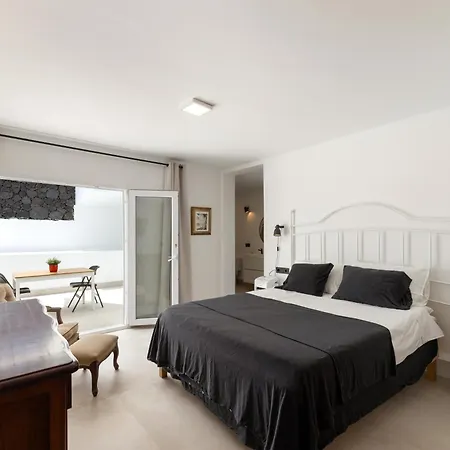 Home2book Elegant With Jacuzzi Costa Teguise