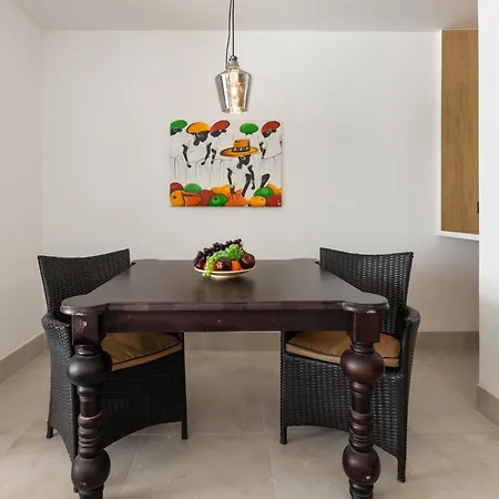 Vila Home2book Elegant With Jacuzzi *