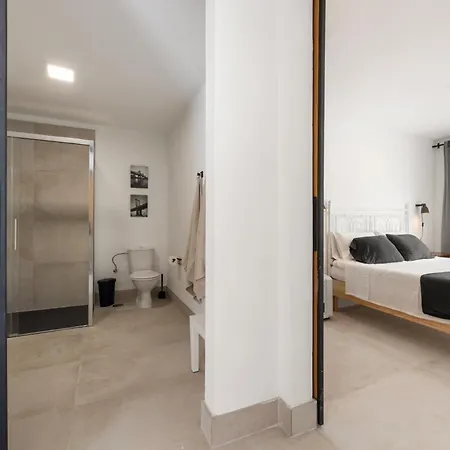 Vila Home2book Elegant With Jacuzzi