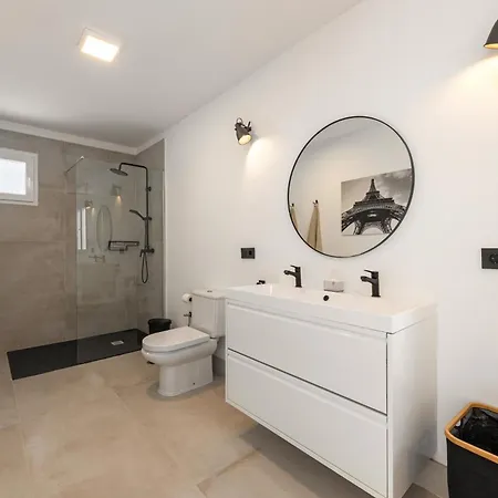Home2book Elegant With Jacuzzi Vila Costa Teguise